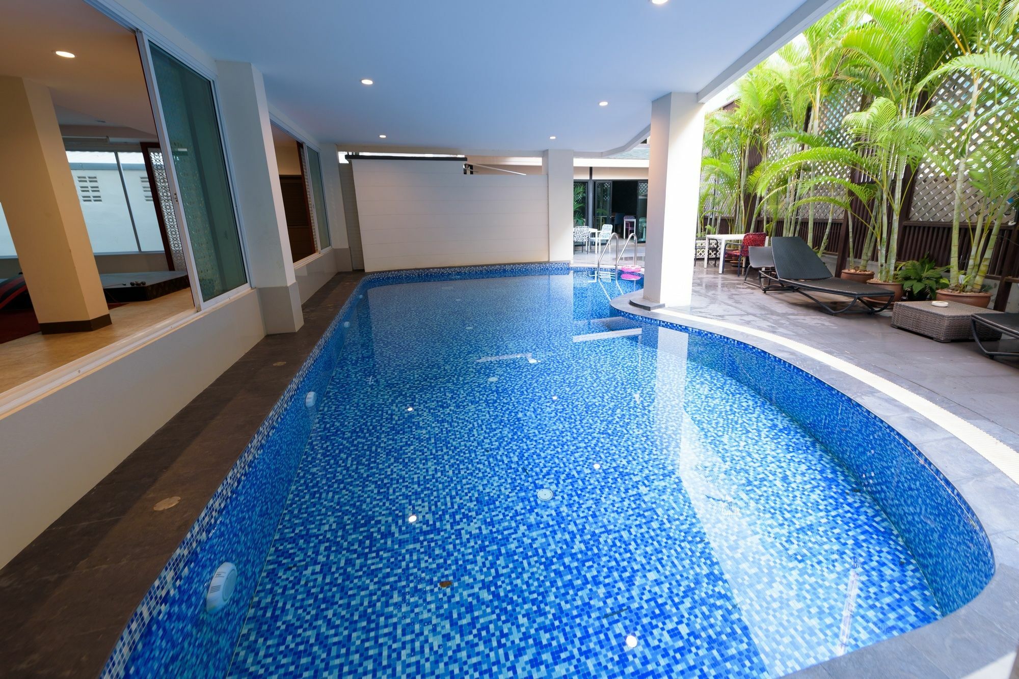 The Hideaway 3*